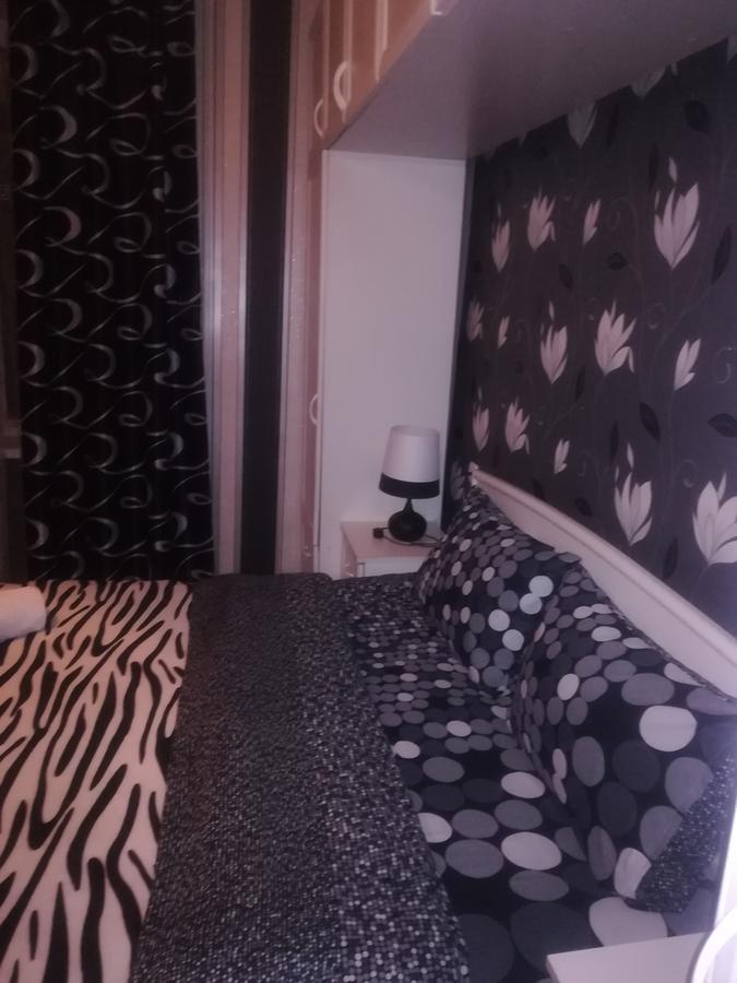 Nikoloz Guesthouse Kazbegi Eksteriør bilde