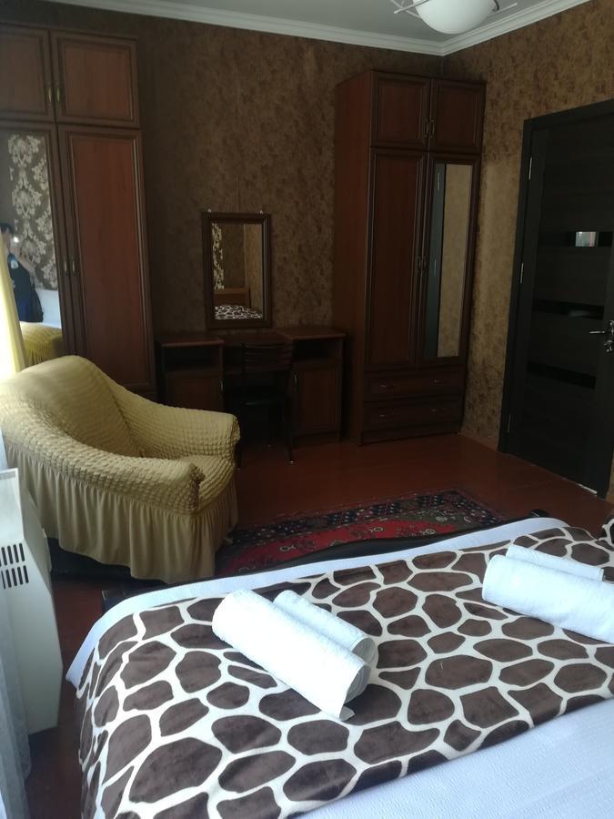 Nikoloz Guesthouse Kazbegi Eksteriør bilde