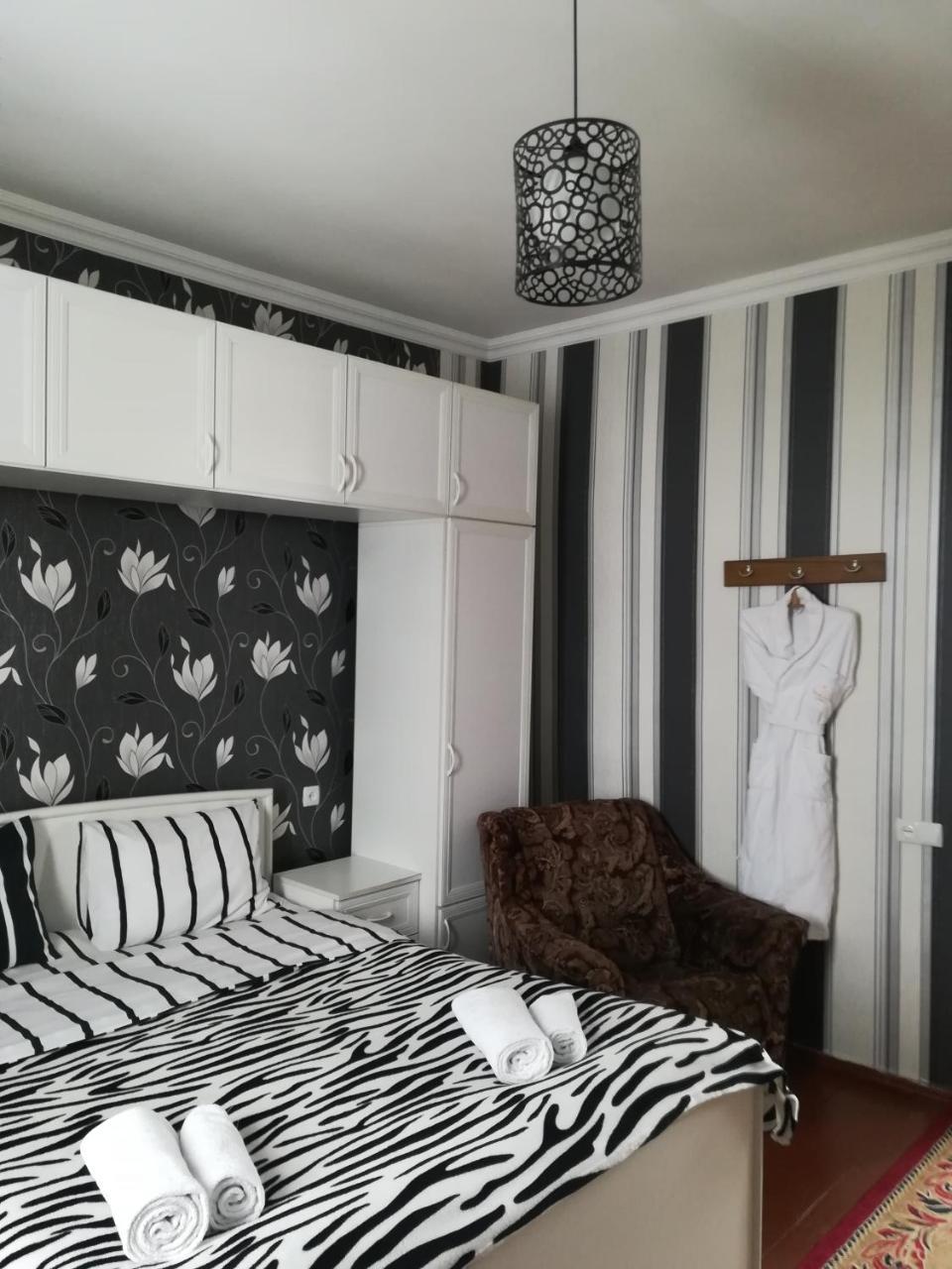 Nikoloz Guesthouse Kazbegi Eksteriør bilde